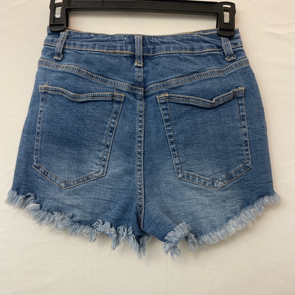 Love Tree Denim Size S Cutoff Frayed Jean Shorts –– Excellent Condition (M1)”✨